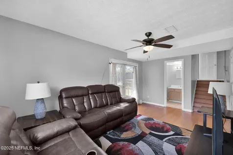 7186 King Arthur Road N Jacksonville FL 32211