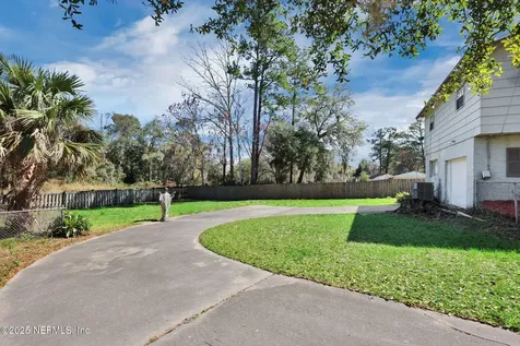 7186 King Arthur Road N Jacksonville FL 32211
