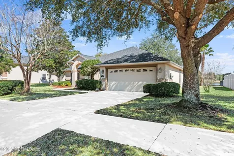 388 Martin Lakes Drive W Jacksonville FL 32220