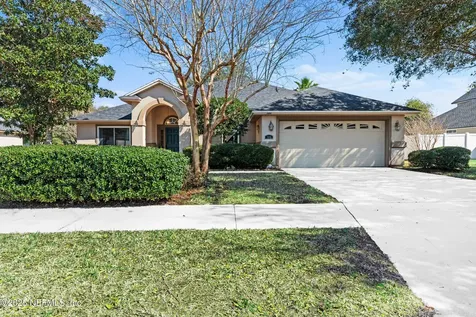388 Martin Lakes Drive W Jacksonville FL 32220