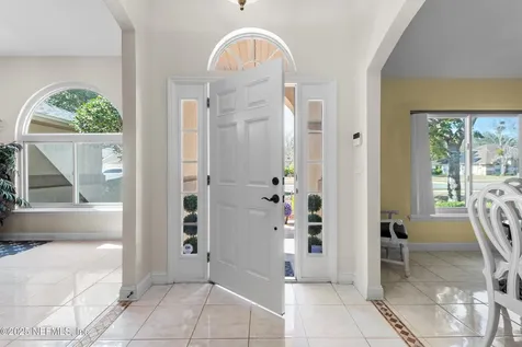 388 Martin Lakes Drive W Jacksonville FL 32220