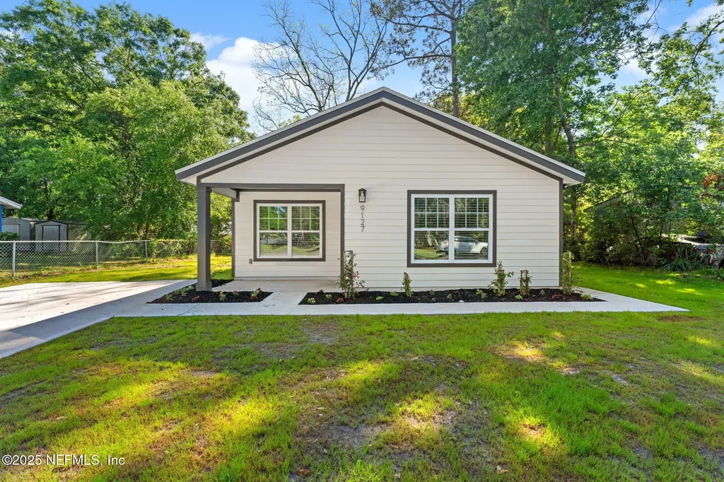 9127 Waynesboro Avenue Jacksonville FL 32208