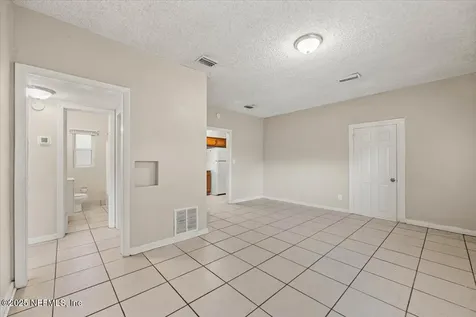 5215 Lexington Avenue Jacksonville FL 32210