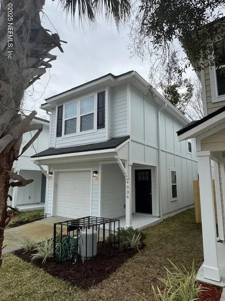 9036 Eaton Avenue Jacksonville FL 32211