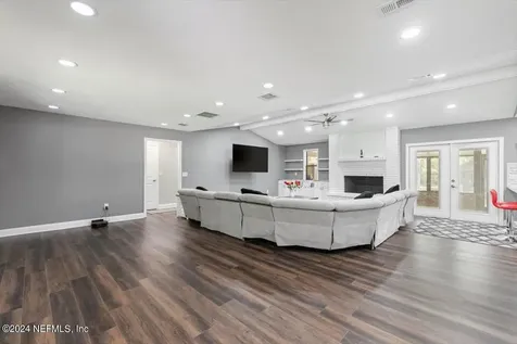 2849 Blackberry Avenue Middleburg FL 32068