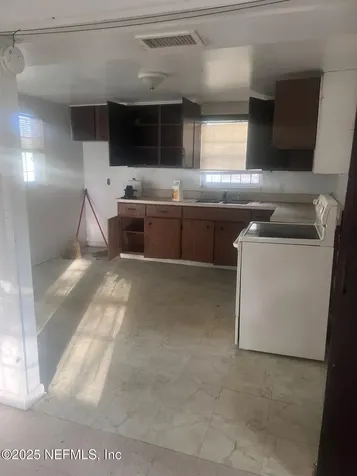 2558 Spirea Street Jacksonville FL 32209