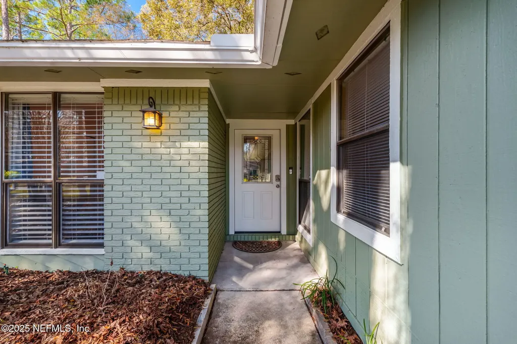3241 Laurel Grove N Jacksonville FL 32223