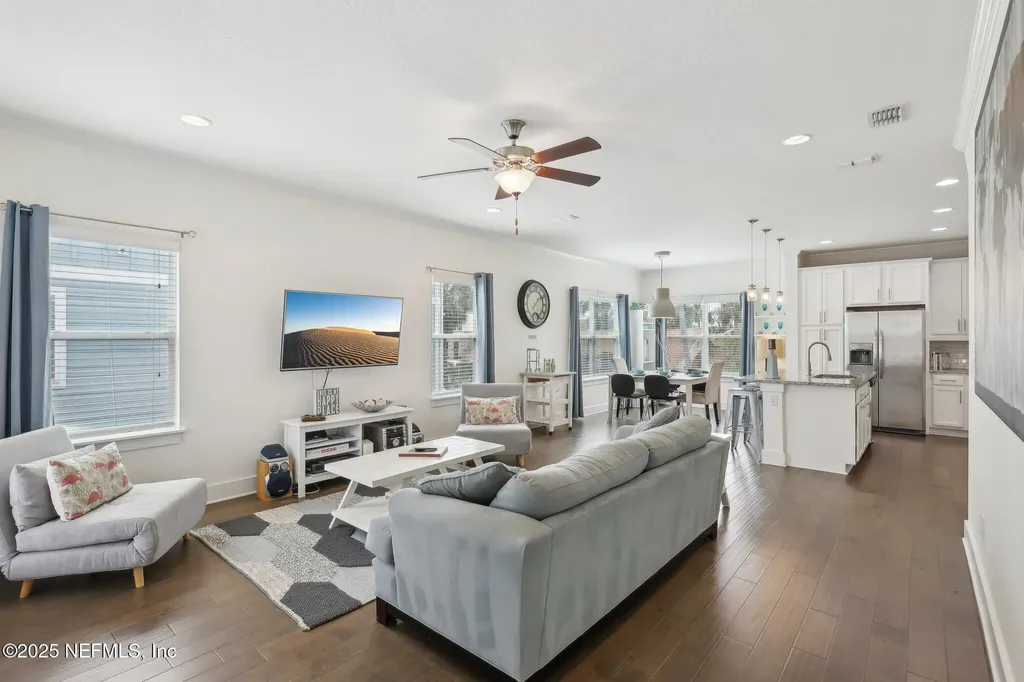 342 4th Street N Jacksonville Beach FL 32250
