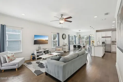 342 4th Street N Jacksonville Beach FL 32250