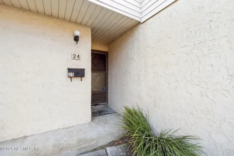 5400 La Moya Avenue Jacksonville FL 32210
