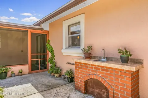 5407 Sheri Lane Jacksonville FL 32207