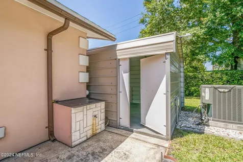 5407 Sheri Lane Jacksonville FL 32207