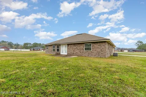 52185 Albany Place Callahan FL 32011