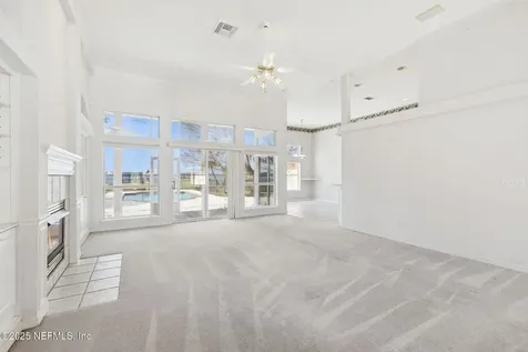 4929 Toproyal Lane Jacksonville FL 32277