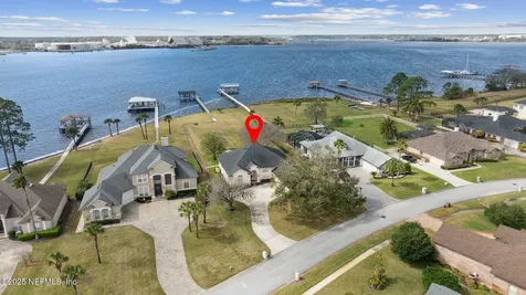 4929 Toproyal Lane Jacksonville FL 32277