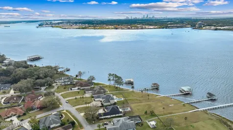 4929 Toproyal Lane Jacksonville FL 32277