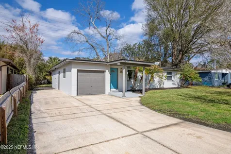 6751 Sans Souci Road Jacksonville FL 32216