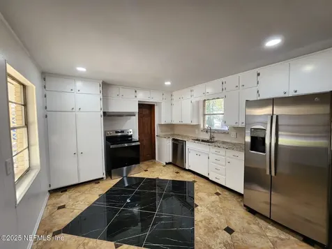 6523 Haslett Drive N Jacksonville FL 32277