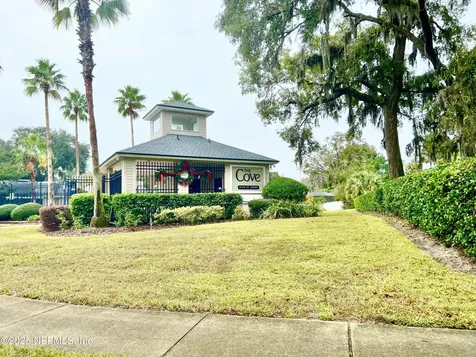 4536 Cape Elizabeth Court E Jacksonville FL 32277