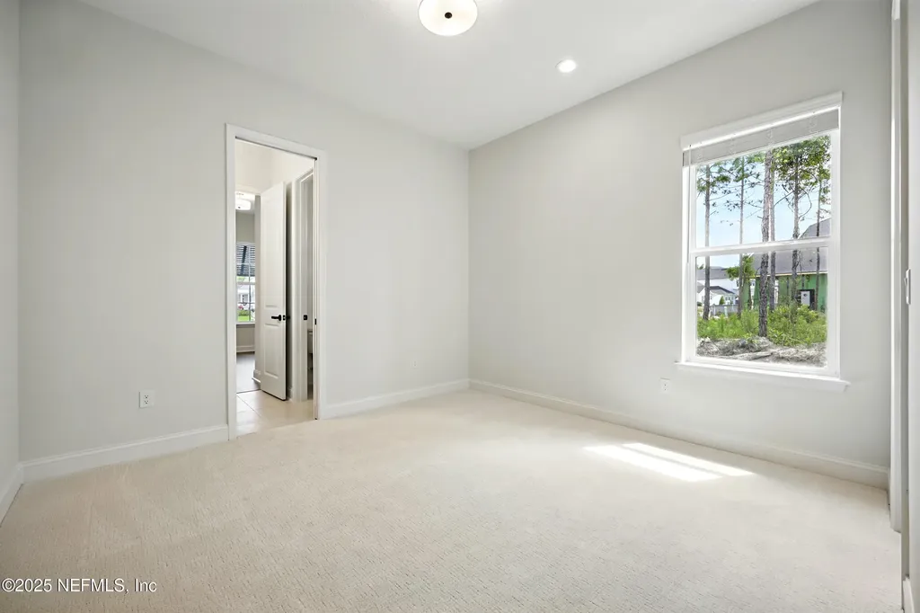 106 Courtney Oaks Drive St. Augustine FL 32092