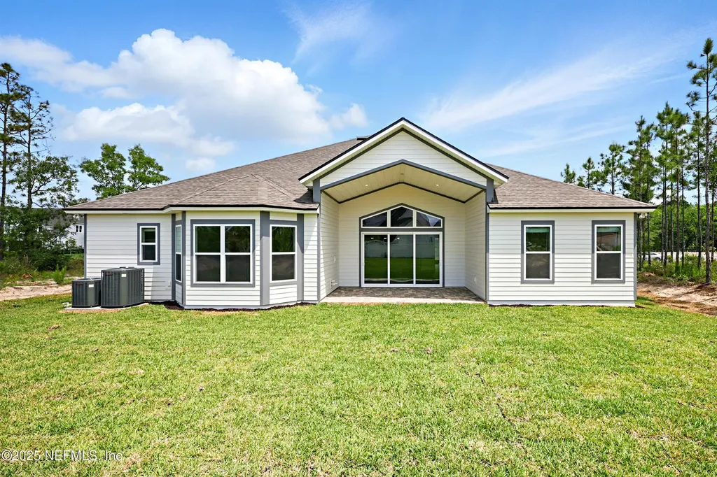 106 Courtney Oaks Drive St. Augustine FL 32092