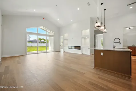 106 Courtney Oaks Drive St. Augustine FL 32092
