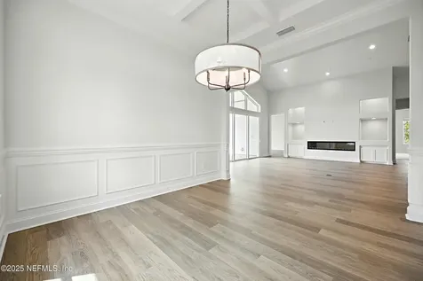 106 Courtney Oaks Drive St. Augustine FL 32092