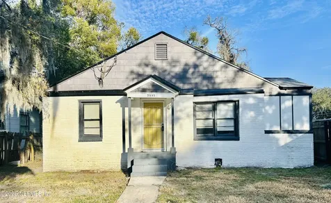 7537 Oakwood Street Jacksonville FL 32208