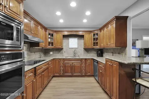 5423 Whitney Street Jacksonville FL 32277