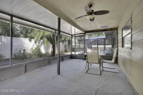 5423 Whitney Street Jacksonville FL 32277