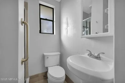5423 Whitney Street Jacksonville FL 32277