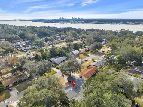 5423 Whitney Street Jacksonville FL 32277