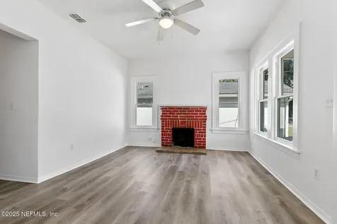 465 W 59th Street Jacksonville FL 32208