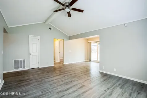 6096 Blank Drive Jacksonville FL 32244