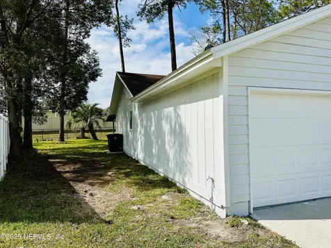 10664 Hearthstone Drive Jacksonville FL 32257