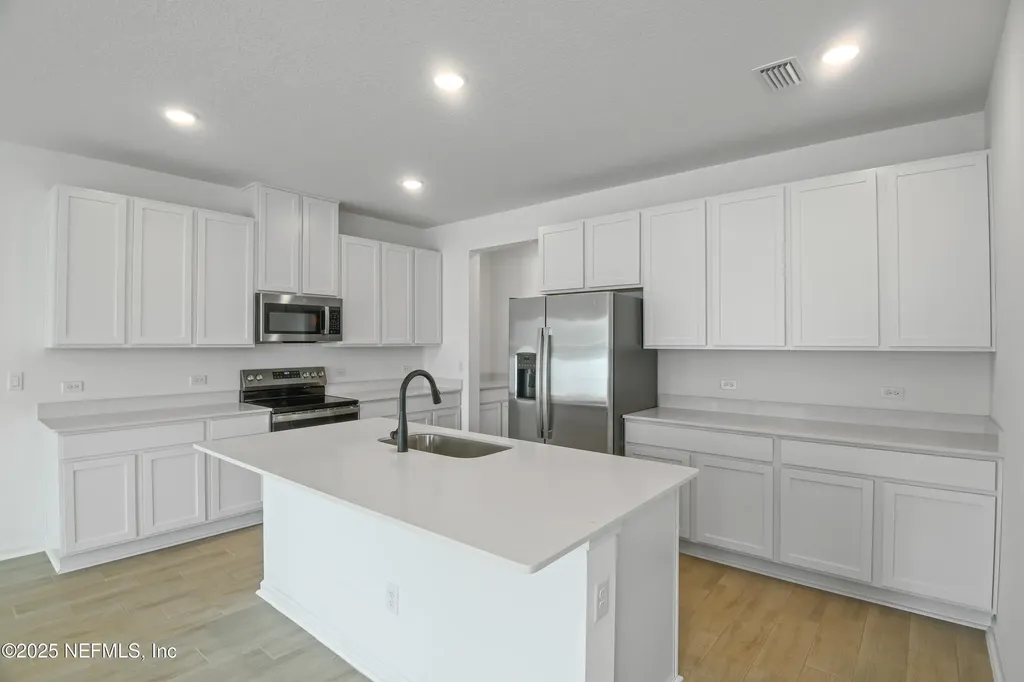 6025 Oracle Court Jacksonville FL 32205
