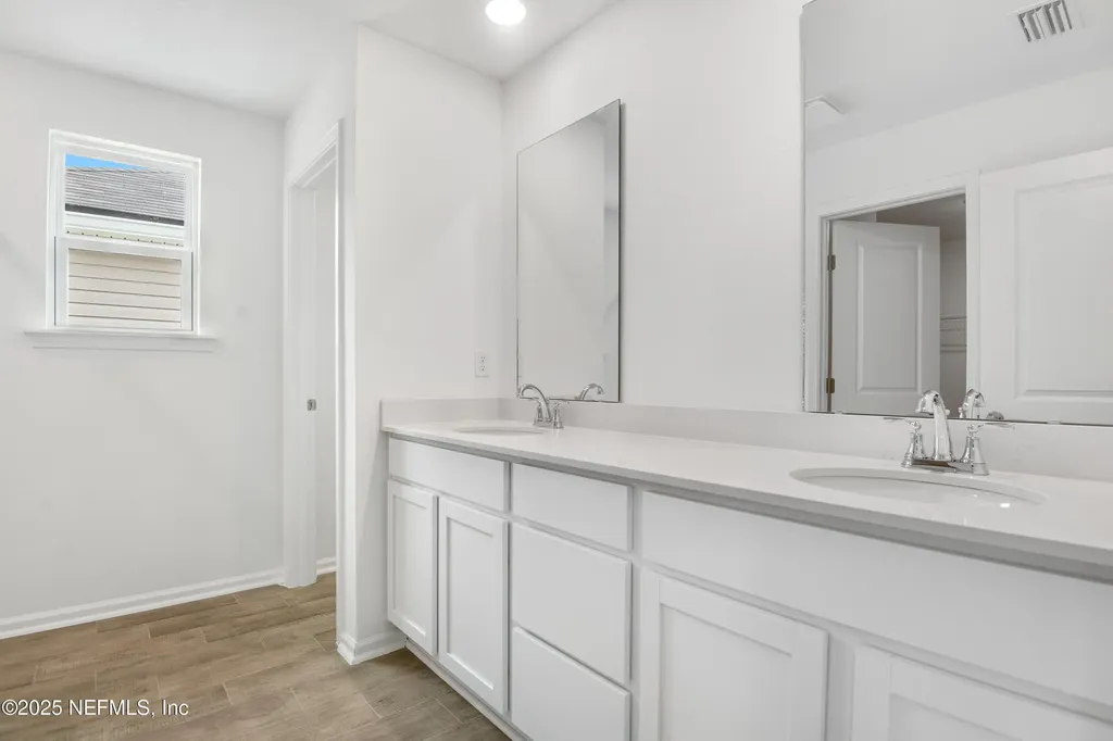 6024 Oracle Court Jacksonville FL 32205