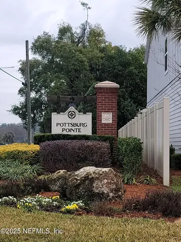 1613 Pottsburg Point Drive Jacksonville FL 32207