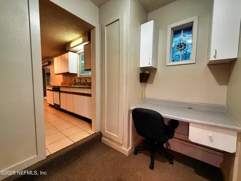 16 N Dolphin Avenue Middleburg FL 32068