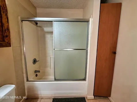 16 N Dolphin Avenue Middleburg FL 32068