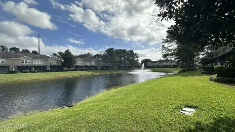 7555 Scarlet Ibis Lane Jacksonville FL 32256