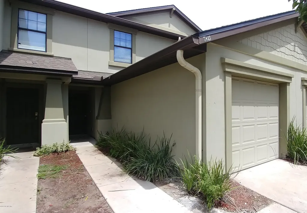 7843 Playschool Lane Jacksonville FL 32210