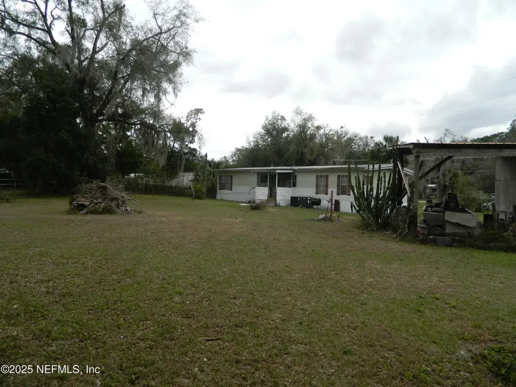 250 Old Highway 17 Pomona Park FL 32181