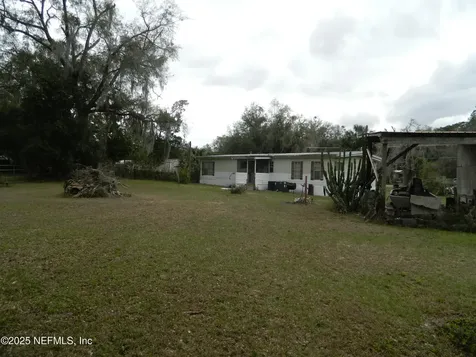 250 Old Highway 17 Pomona Park FL 32181