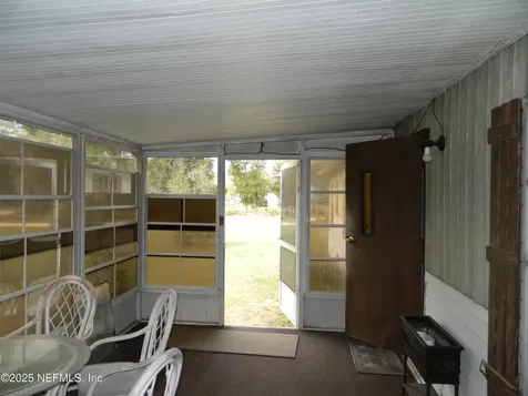250 Old Highway 17 Pomona Park FL 32181