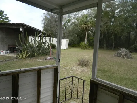 250 Old Highway 17 Pomona Park FL 32181