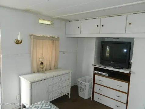 250 Old Highway 17 Pomona Park FL 32181
