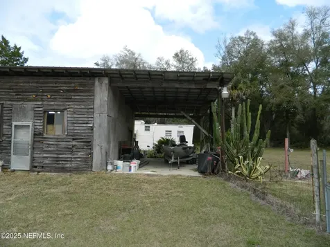 250 Old Highway 17 Pomona Park FL 32181