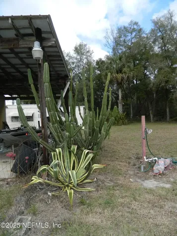 250 Old Highway 17 Pomona Park FL 32181