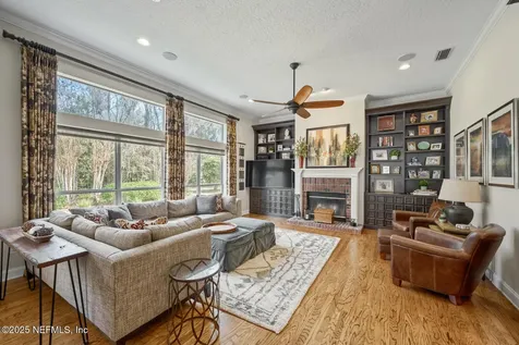 8627 Pebble Creek Lane Jacksonville FL 32256